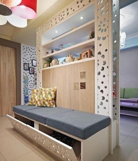 功能強(qiáng)大的入戶門正對玄關(guān)設(shè)計(jì)