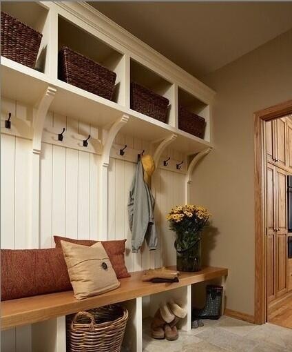 功能強(qiáng)大的入戶門正對玄關(guān)設(shè)計(jì)