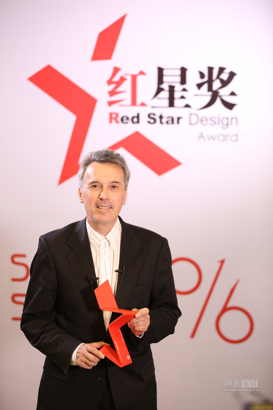 2016紅星獎(jiǎng)至尊金獎(jiǎng)出爐 | 全球設(shè)計(jì)巨星齊聚北京 為紅星獎(jiǎng)和中國(guó)設(shè)計(jì)點(diǎn)贊