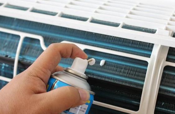 原來(lái)空調(diào)要這么清洗才徹底，趁天熱之前趕緊洗一遍再用！