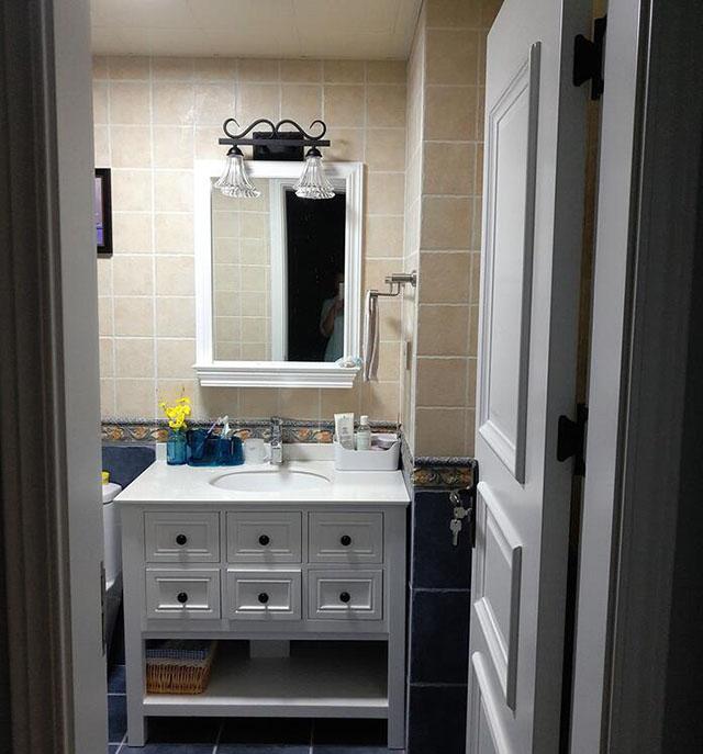 剛?cè)胱〉男路?，主臥做了這樣一個小設(shè)計，鄰居朋友看了紛紛點贊