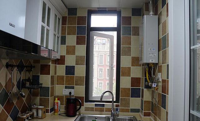 剛?cè)胱〉男路?，主臥做了這樣一個小設(shè)計，鄰居朋友看了紛紛點贊