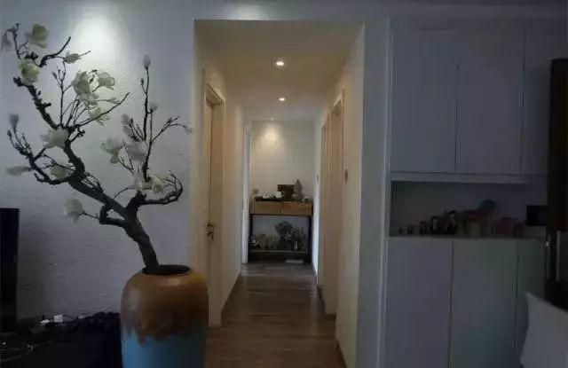 走廊盡頭這樣裝 真漂亮！