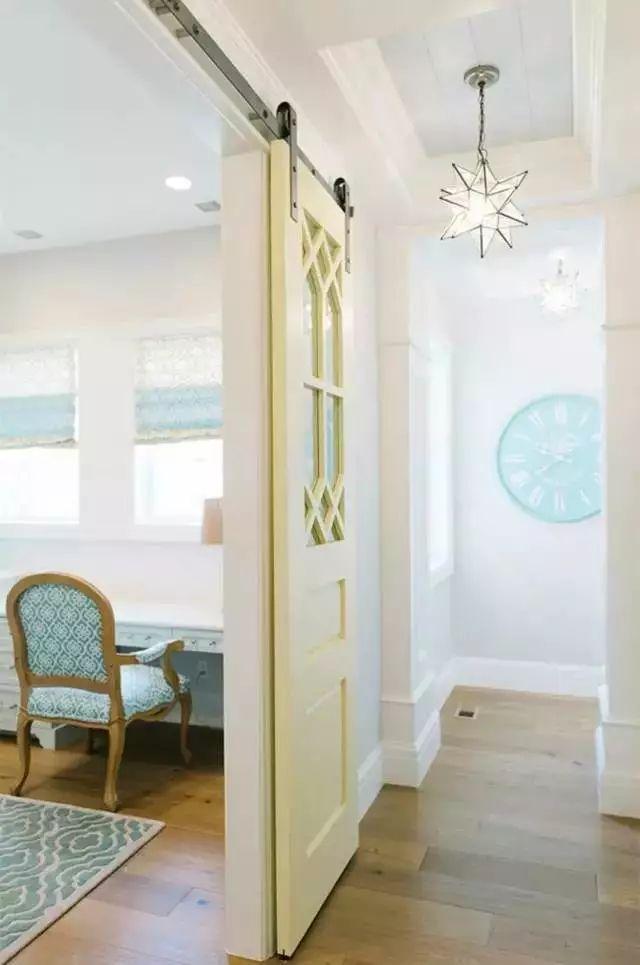 走廊盡頭這樣裝 真漂亮！