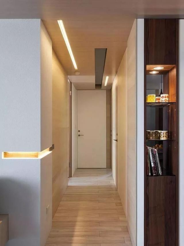 走廊盡頭這樣裝 真漂亮！