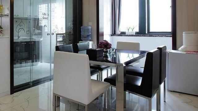 別讓餐桌毀掉家中運(yùn)勢，這樣擺放離破產(chǎn)就不遠(yuǎn)了！