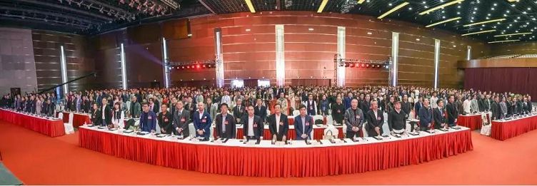 1554375519.jpg 43559.7418944097_2.jpg