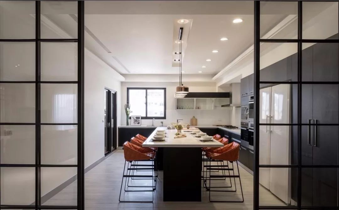 隔斷不一定要做墻，看看這些流行的隔斷設(shè)計_15