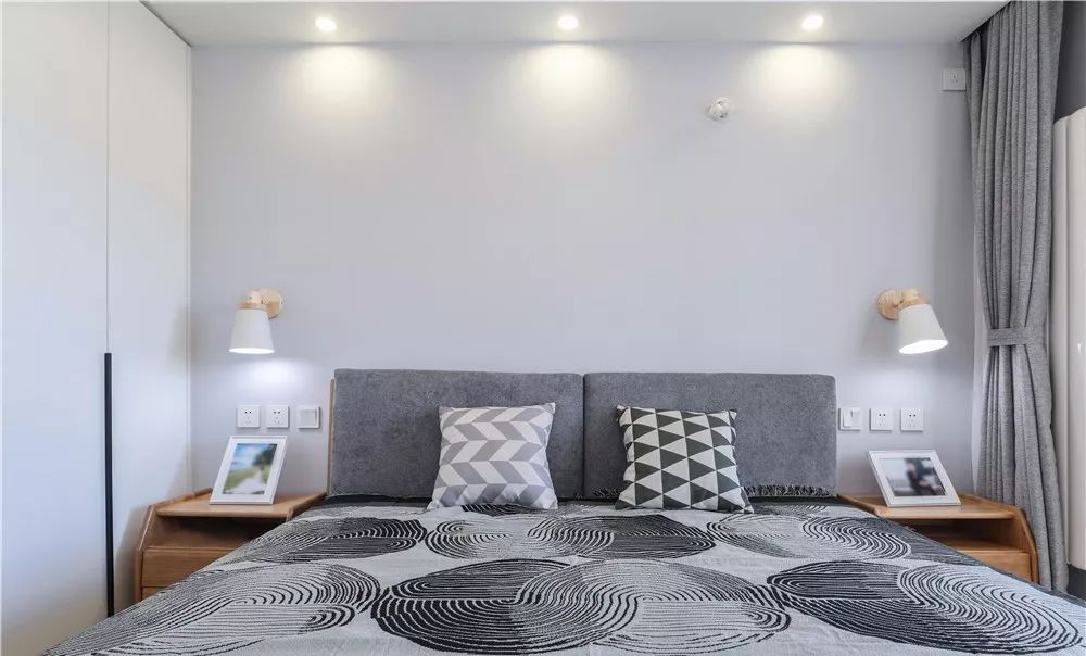 【裝修案例】床頭燈選得對，臥室溫馨好幾倍！