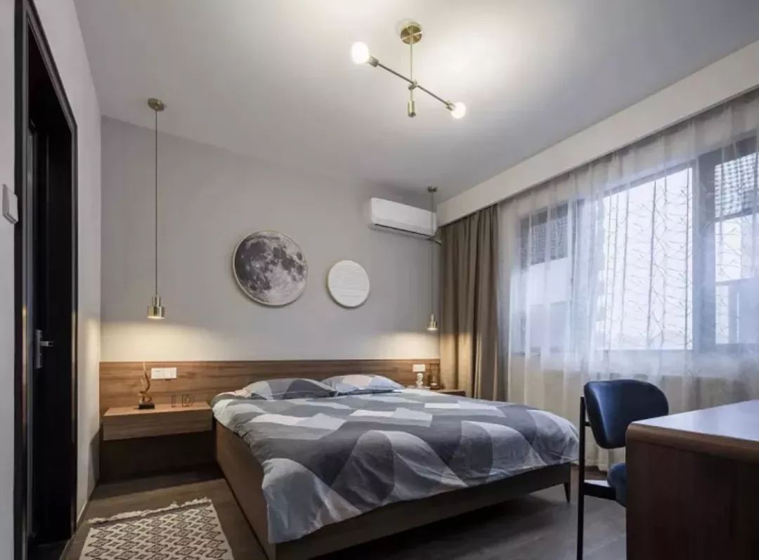 【裝修案例】床頭燈選得對，臥室溫馨好幾倍！