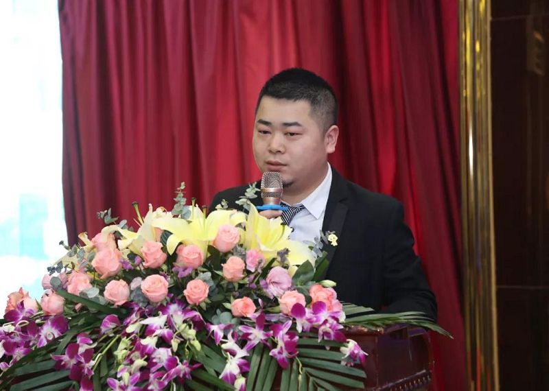 1568946297.jpg 43728.4110990972_1.jpg