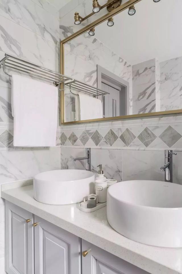 這樣設(shè)計浴室鏡，好用又好看！ - 后花園網(wǎng)文 - 家居新聞