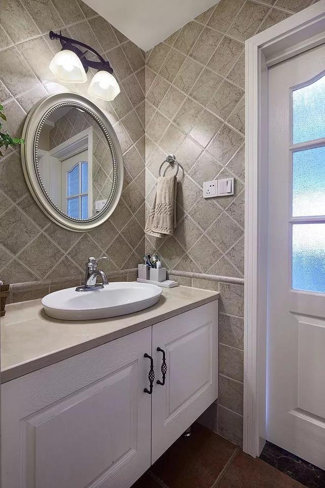 這樣設(shè)計浴室鏡，好用又好看！ - 后花園網(wǎng)文 - 家居新聞