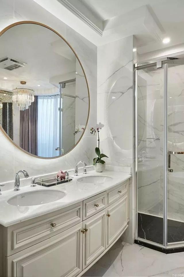 這樣設(shè)計浴室鏡，好用又好看！ - 后花園網(wǎng)文 - 家居新聞