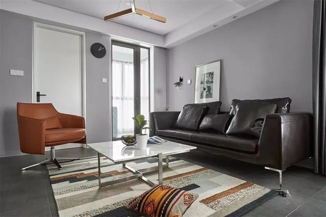 各風(fēng)格「皮沙發(fā)」搭配，你喜歡哪種？ - 后花園網(wǎng)文 - 家居新聞