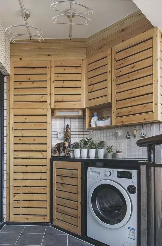 為什么越來(lái)越多人在陽(yáng)臺(tái)裝洗衣柜？看完你秒懂