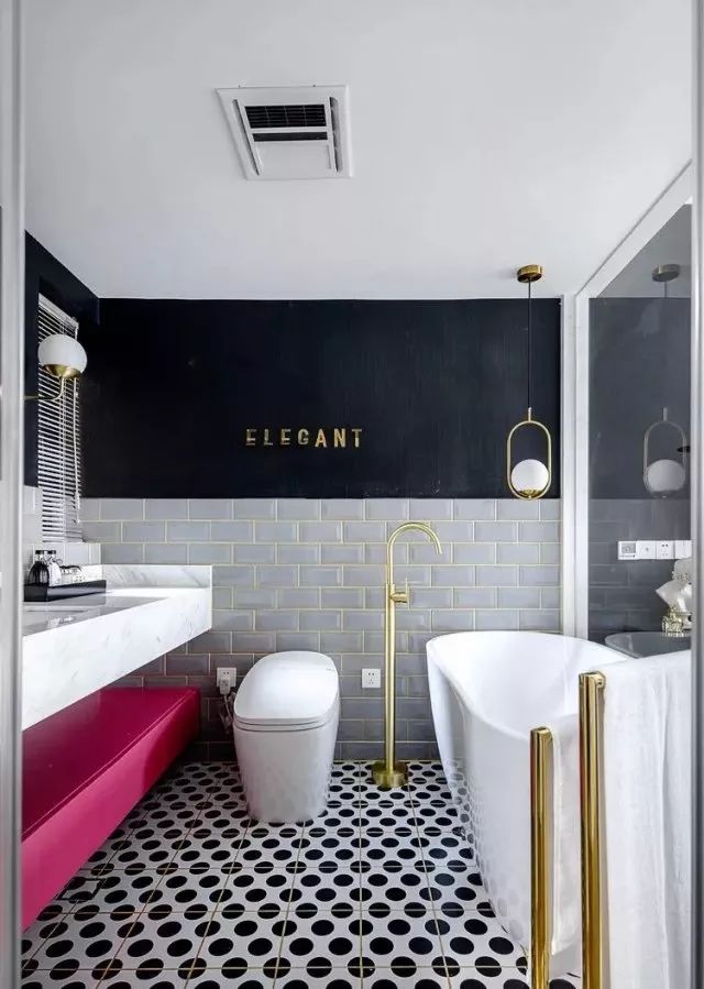 點(diǎn)擊進(jìn)入看圖評(píng)論