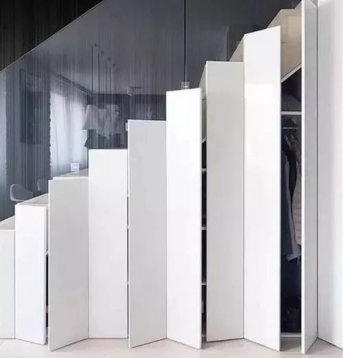 &nbsp; 夢想是要有的，萬一實現(xiàn)了呢？看完今天的文章，你或許已經(jīng)找到衣帽間夢想的打開方式了！